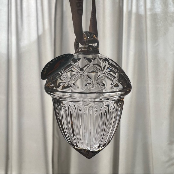 Acorn crystal ornament, Waterford Crystal - Picture 4 of 4
